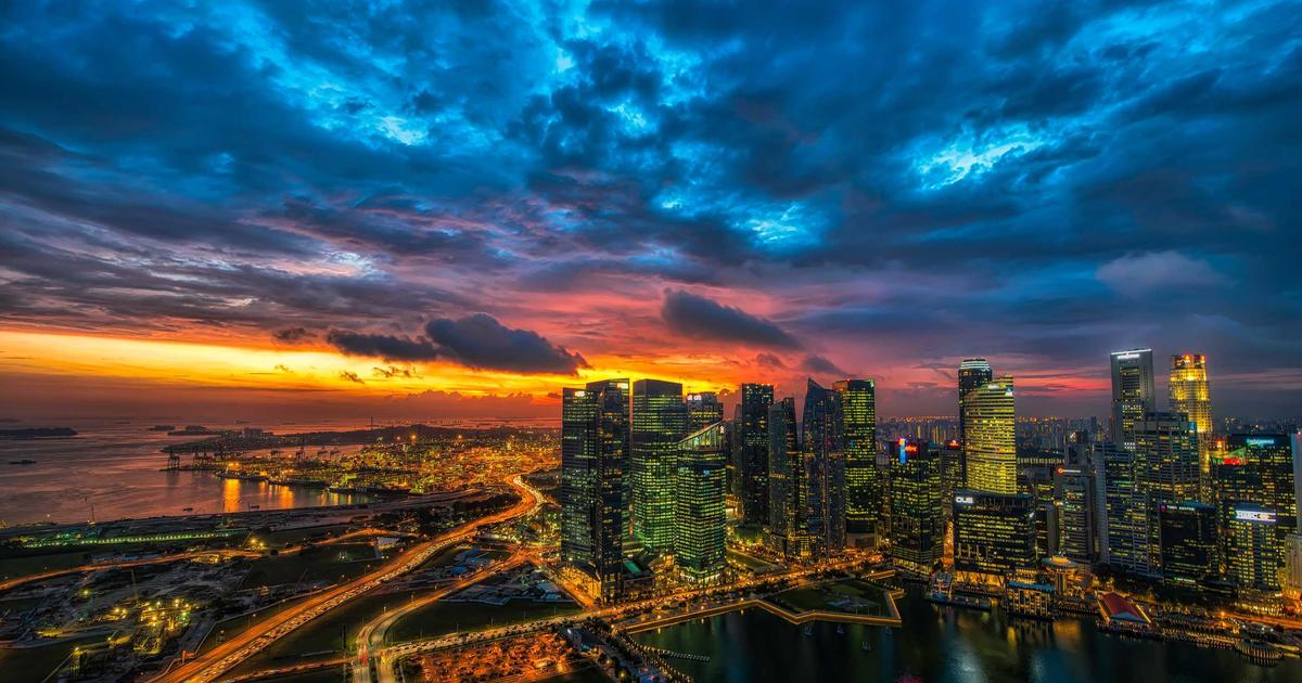 Supply Chain Optimization with Reinforcement Learning: Adaptive Decision-Making in Dynamic Industria